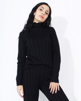 Women’s Wide Ribbed Pure Wool Turtleneck