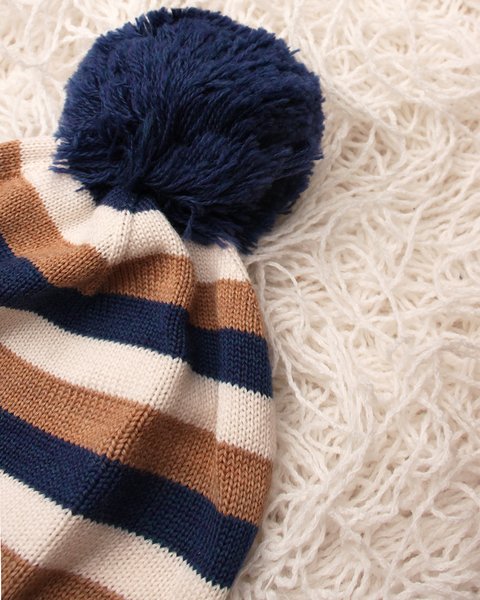 Cappellino neonato rigato in pura lana merino