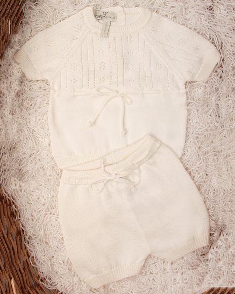 Completo in maglia amaranto in puro cotone bio neonate
